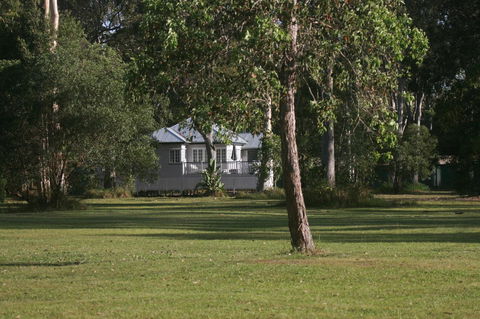 Lake Weyba Noosa Lodge & Kangaroos - Yamba Accommodation 30