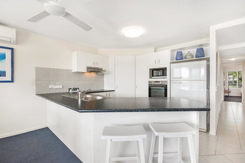 Sunshine Vista - Yamba Accommodation 7
