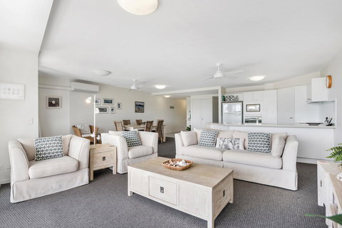 Sunshine Vista - Yamba Accommodation 10