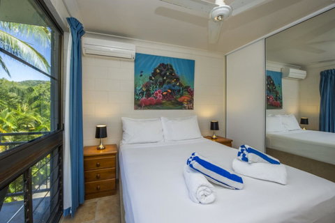 Magnetic North Apartment 1 - Yamba Accommodation 8