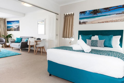 Ocean Views Resort Caloundra - Yamba Accommodation 34