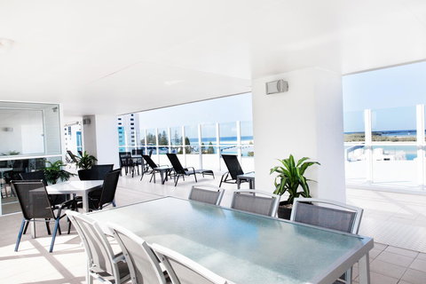 Ocean Views Resort Caloundra - Yamba Accommodation 10