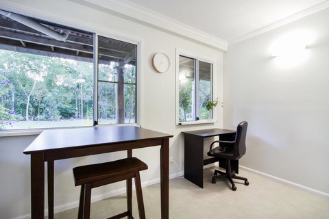 Airlie Beach Eco Cabins - Adults Only - Yamba Accommodation 42