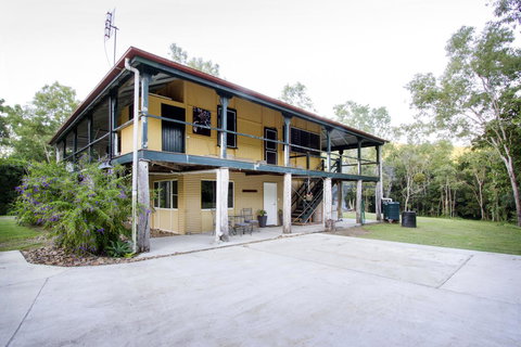 Airlie Beach Eco Cabins - Adults Only - Yamba Accommodation 44