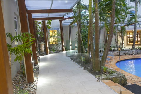 Emerald Noosa - Yamba Accommodation 30