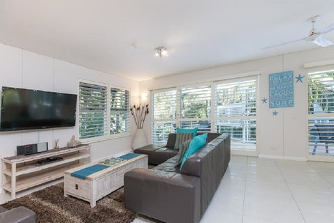 Emerald Noosa - Yamba Accommodation 15