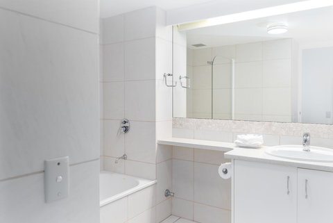 Noosa Hill Resort - Yamba Accommodation 30