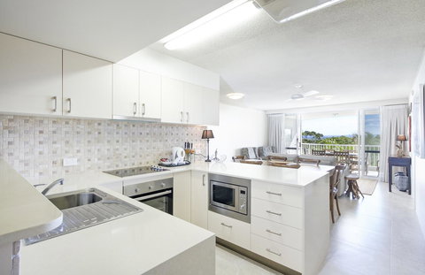 Noosa Hill Resort - Yamba Accommodation 6