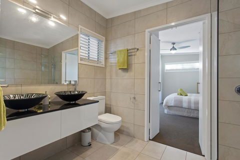 Pandanus Spa Cottage - Yamba Accommodation 4