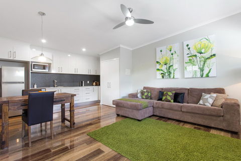 Pandanus Spa Cottage - Yamba Accommodation 10