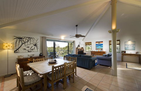 The Retreat Beach Houses - Yamba Accommodation 4
