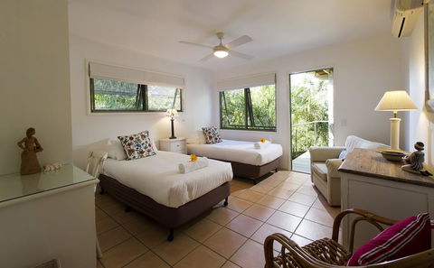 The Retreat Beach Houses - Yamba Accommodation 10