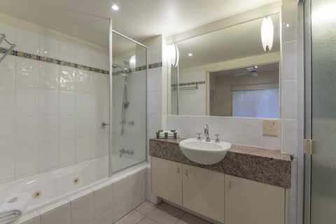 Mowbray By The Sea - Yamba Accommodation 6