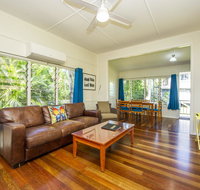 Kooyong Apartment 1 - Yamba Accommodation