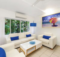 By The Sea Port Douglas - Yamba Accommodation