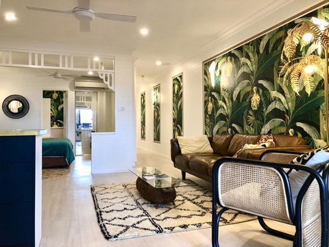 NOMAD - Luxe Apartment - Yamba Accommodation 24