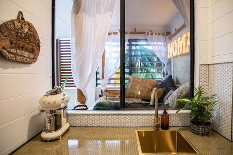 NOMAD - Luxe Apartment - Yamba Accommodation 10