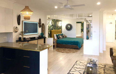 NOMAD - Luxe Apartment - Yamba Accommodation 22
