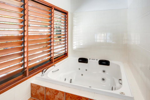 Paradise On The Beach Resort - Yamba Accommodation 9