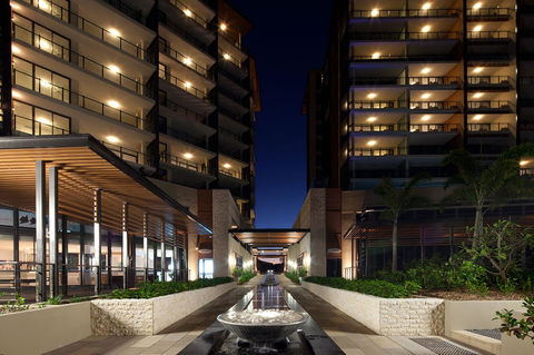 Oaks Redcliffe Mon Komo Suites - Yamba Accommodation 1