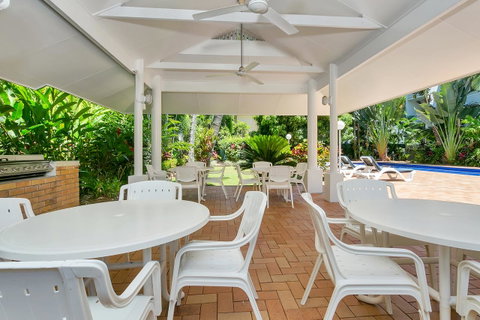 Agincourt Beachfront Apartments - Yamba Accommodation 10