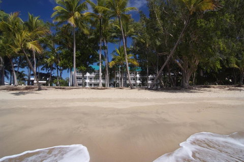 Agincourt Beachfront Apartments - Yamba Accommodation 24