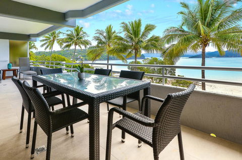 Frangipani 104 - Hamilton Island - Yamba Accommodation 0