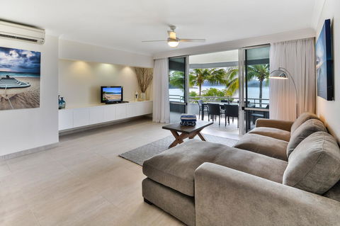 Frangipani 104 - Hamilton Island - Yamba Accommodation 1