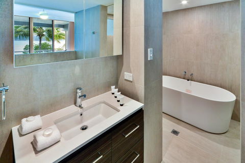Frangipani 104 - Hamilton Island - Yamba Accommodation 10
