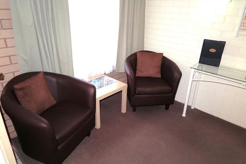 Twin Pines Motel - Yamba Accommodation 24