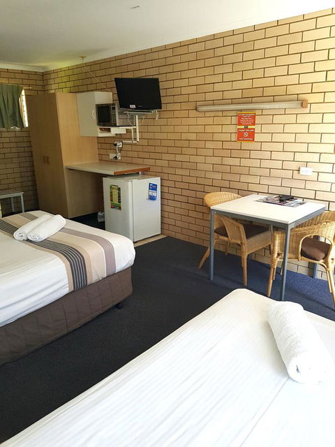 Twin Pines Motel - Yamba Accommodation 2