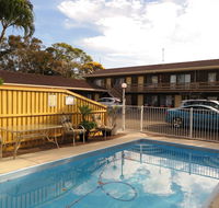 Twin Pines Motel - Yamba Accommodation