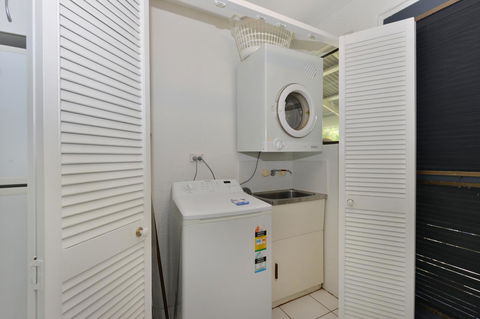 Seascape Holidays At Beachfront Terraces - Yamba Accommodation 16