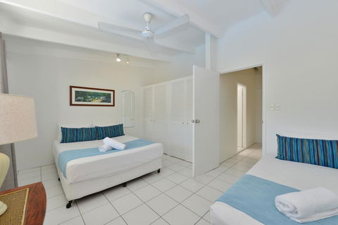 Seascape Holidays At Beachfront Terraces - Yamba Accommodation 6