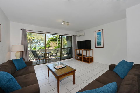 Seascape Holidays At Beachfront Terraces - Yamba Accommodation 3