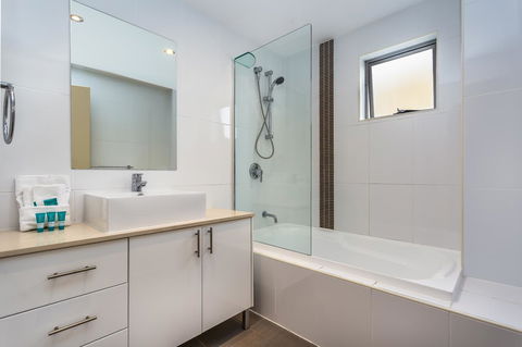 Redvue Holiday Apartments - Yamba Accommodation 12