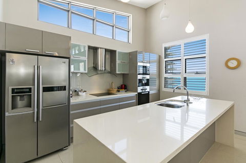 Redvue Holiday Apartments - Yamba Accommodation 19