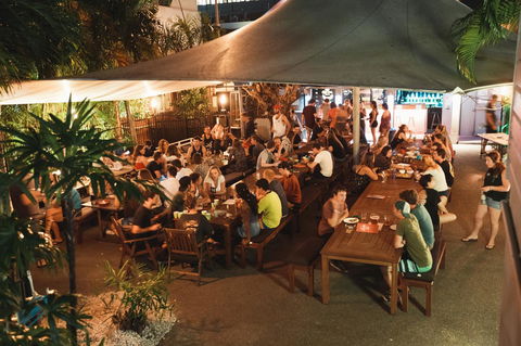 Mad Monkey Central - Yamba Accommodation 29