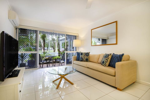 The White House Port Douglas - Yamba Accommodation 15