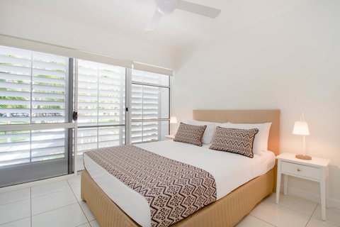 The White House Port Douglas - Yamba Accommodation 26