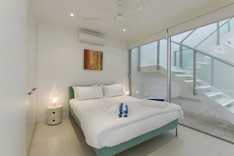 Pool Resort Port Douglas - Yamba Accommodation 23