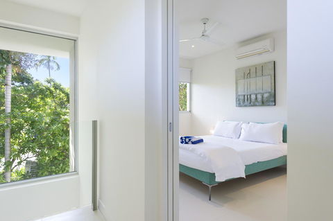 Pool Resort Port Douglas - Yamba Accommodation 24