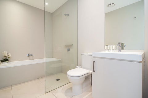 Pool Resort Port Douglas - Yamba Accommodation 29