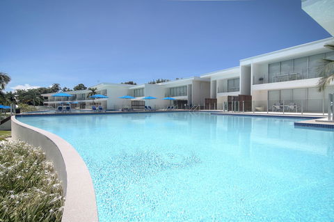 Pool Resort Port Douglas - Yamba Accommodation 3