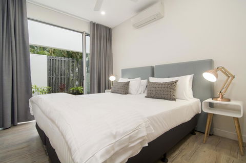 Pool Resort Port Douglas - Yamba Accommodation 42