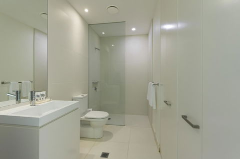 Pool Resort Port Douglas - Yamba Accommodation 25