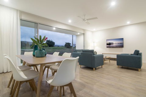 Pool Resort Port Douglas - Yamba Accommodation 39