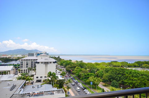 Pacific Hotel Cairns - Yamba Accommodation 7