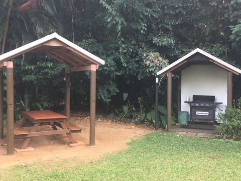Eco Village Mission Beach - Yamba Accommodation 8