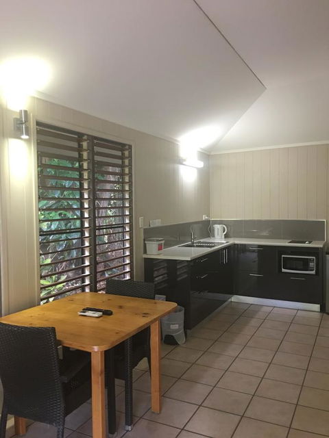 Eco Village Mission Beach - Yamba Accommodation 13